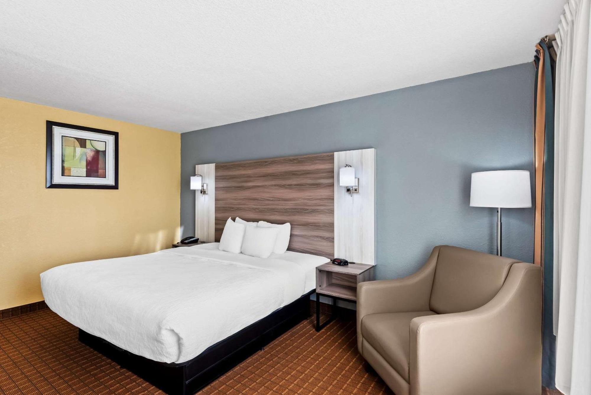 Quality Inn Fort Dodge Exterior photo