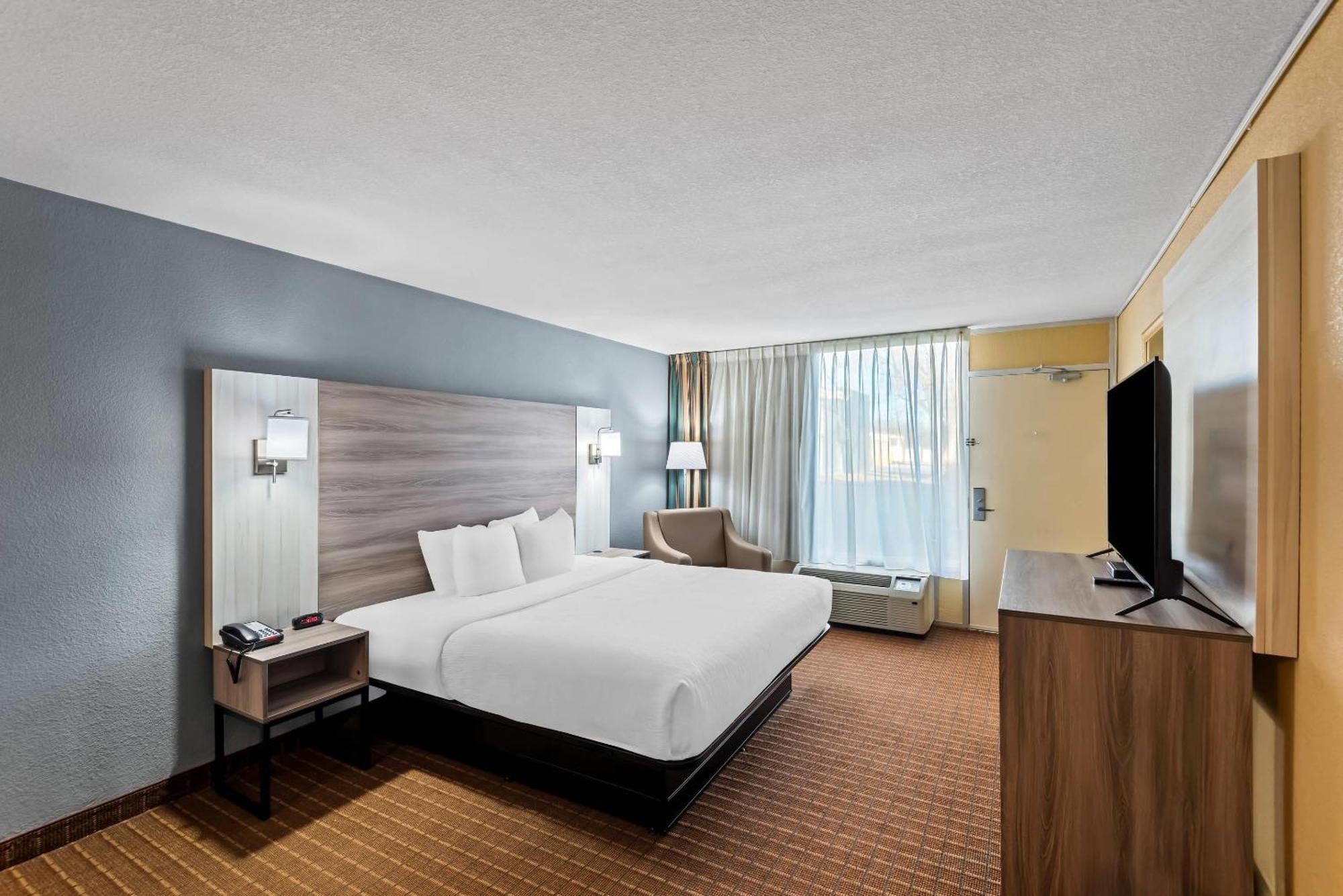 Quality Inn Fort Dodge Exterior photo