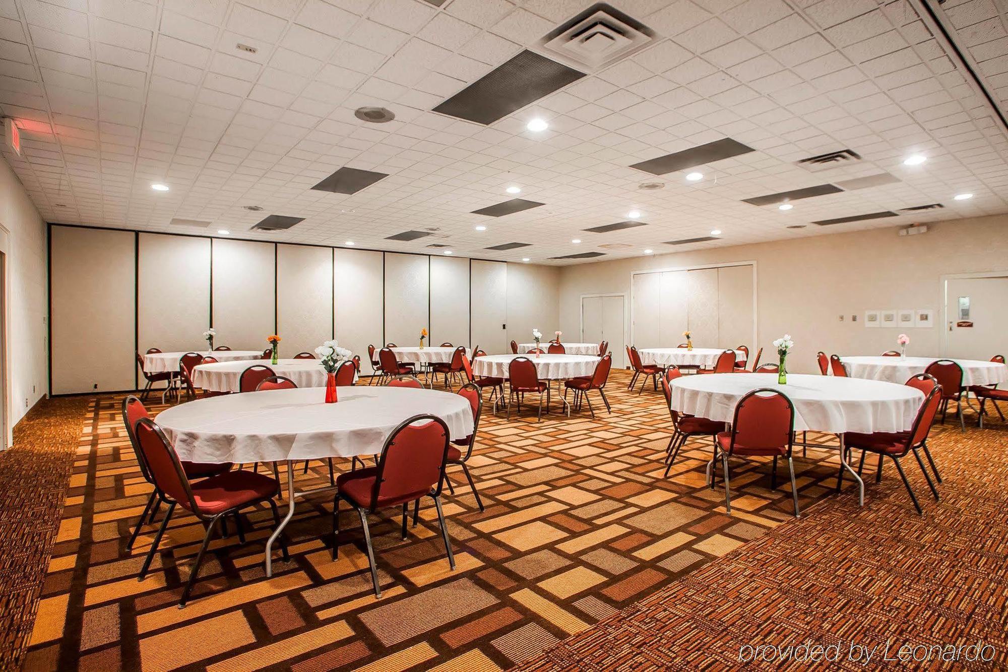 Quality Inn Fort Dodge Exterior photo